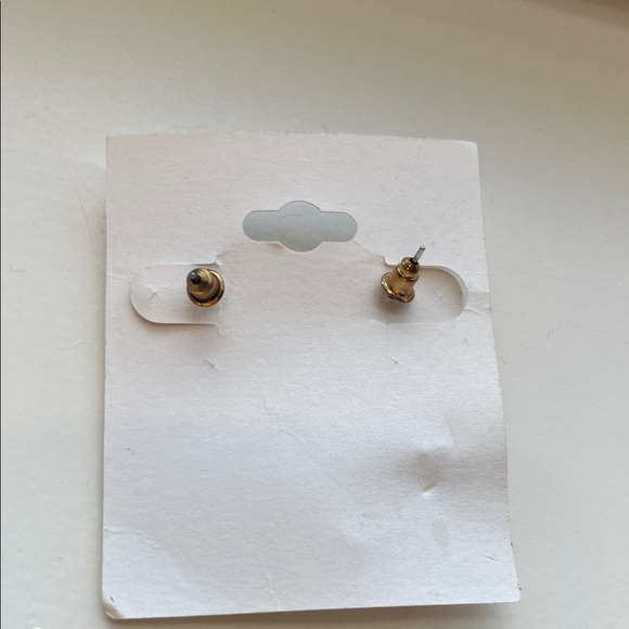 A White Willow Oval Earrings with Rhinestones and peach center stone - Picture 3 of 3